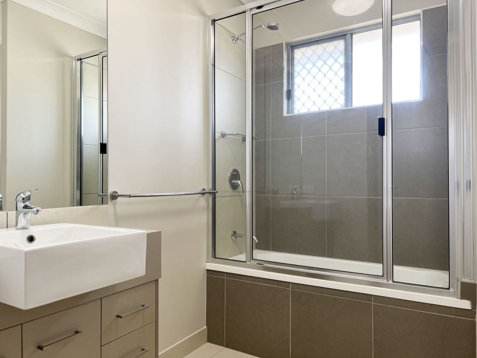 20 Warrill Pl, Kelso, QLD 4815 Australia